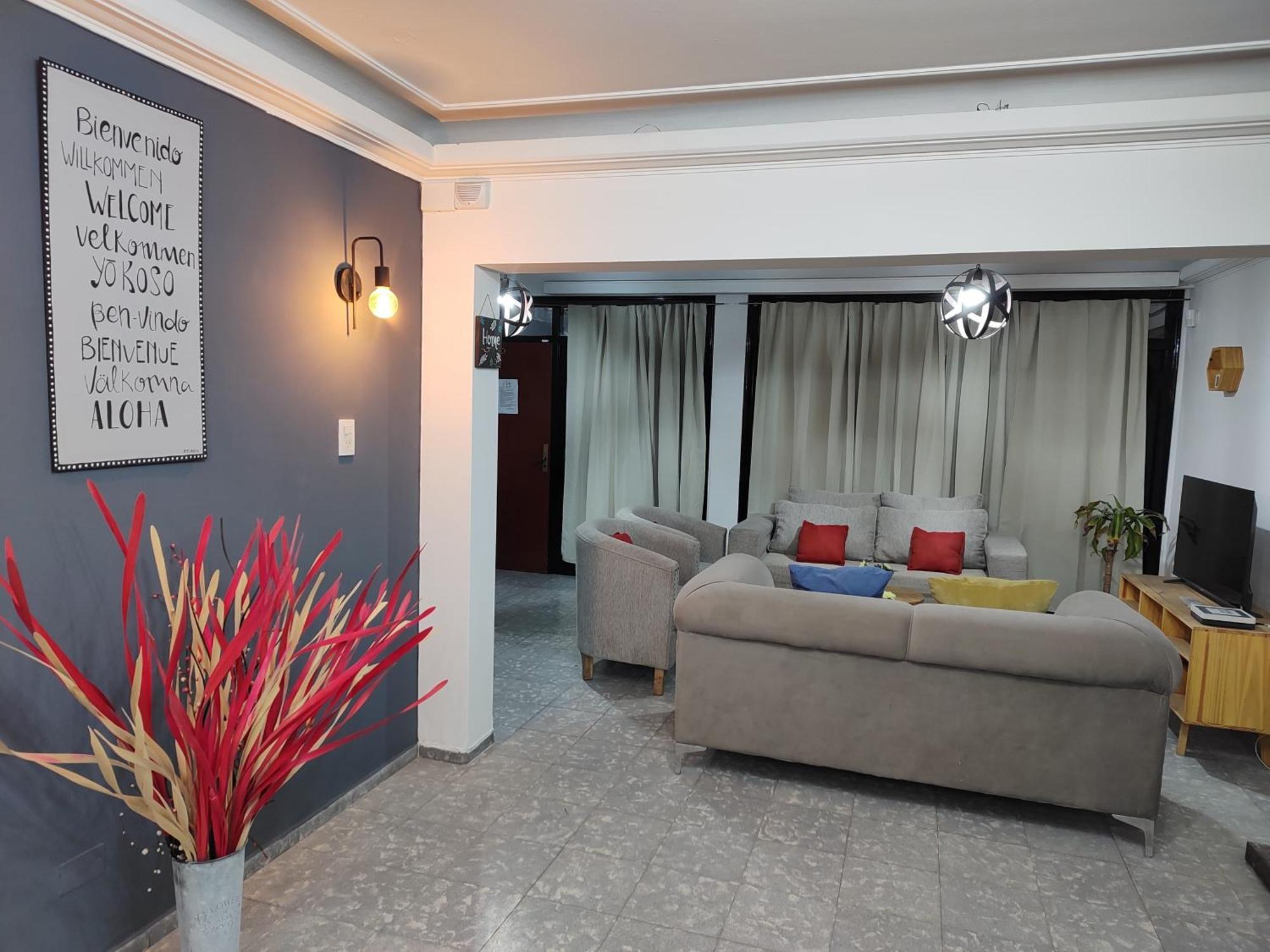 Casa Centrica En La Ciudad Del Buen Vlno - Hasta 8 Personas *
