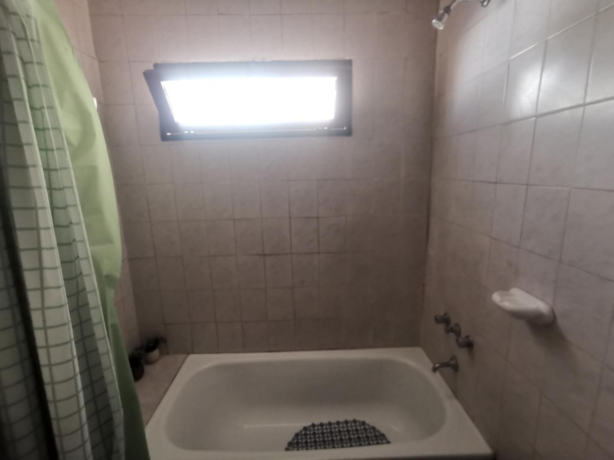 Casa Centrica En La Ciudad Del Buen Vlno - Hasta 8 Personas Holiday home Mendoza