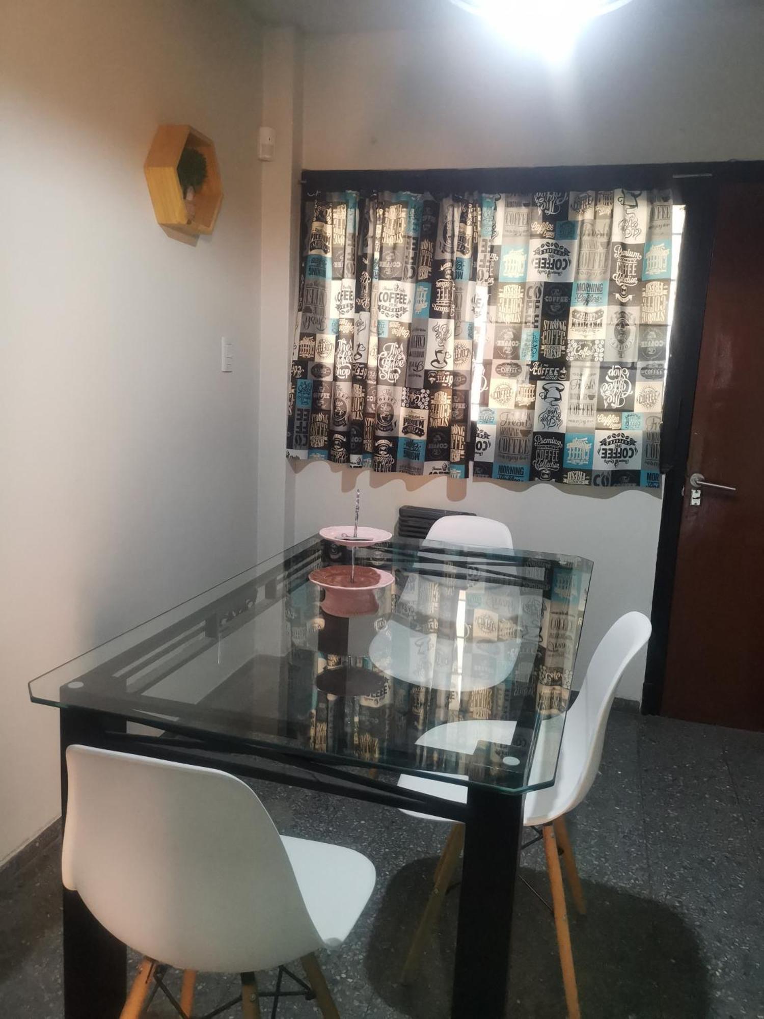 Casa Centrica En La Ciudad Del Buen Vlno - Hasta 8 Personas *