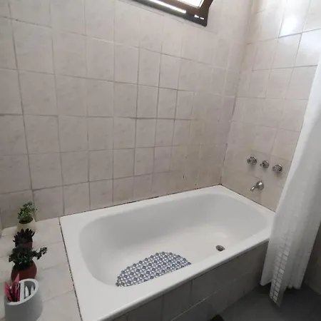 Casa Centrica En La Ciudad Del Buen Vlno - Hasta 8 Personas Villa Mendoza Exterior photo